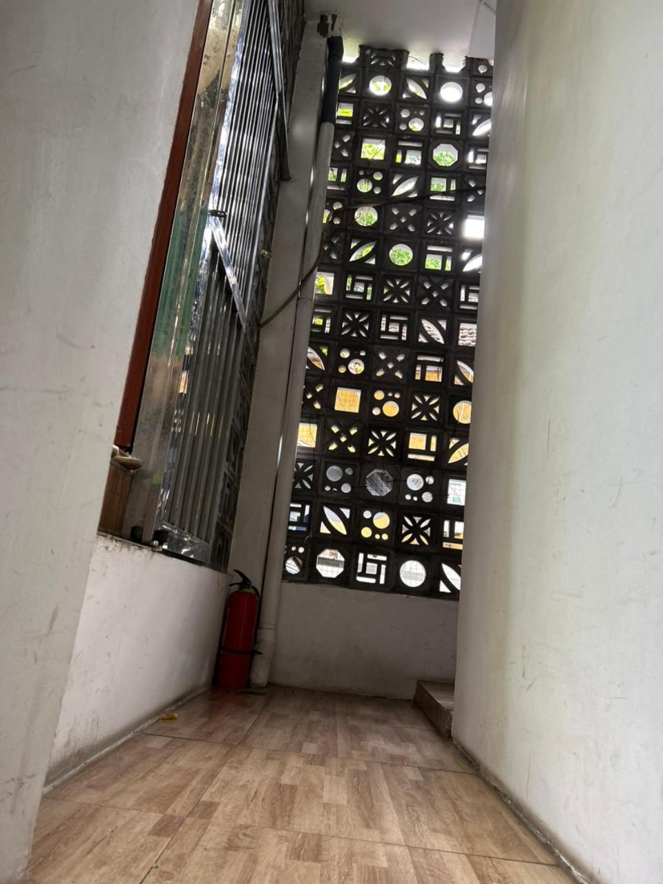 Entire Cosy Apartments May Homestay Hanoi Bagian luar foto